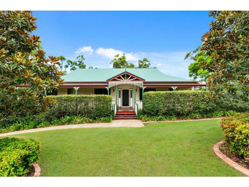 25 Brookfield Court, Nerang QLD 4211
