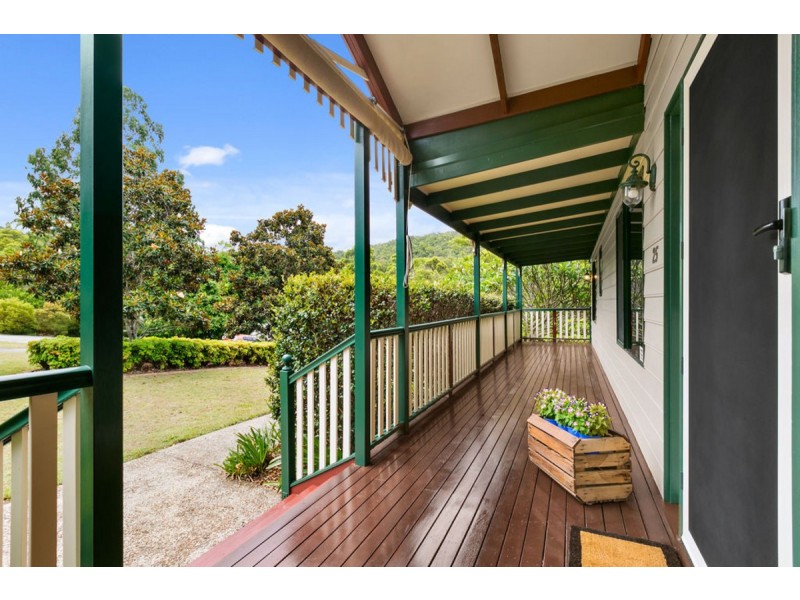 25 Brookfield Court, Nerang QLD 4211