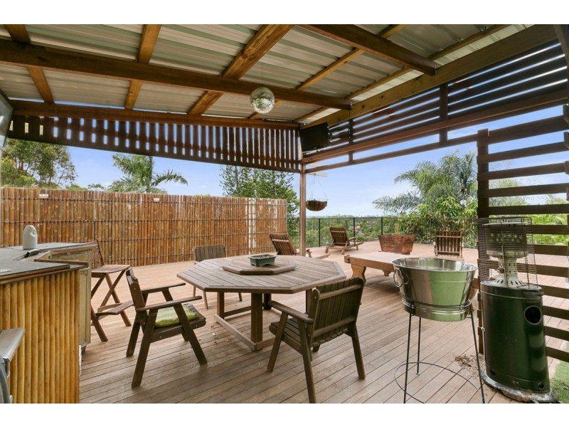 167 Alexander Drive, Highland Park QLD 4211