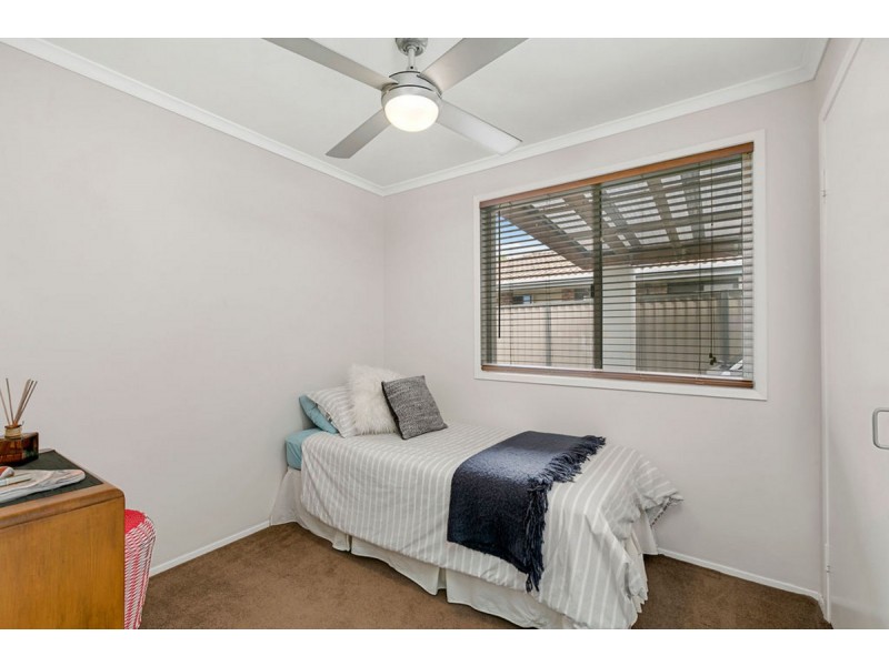 4 Remount Place, Carrara QLD 4211