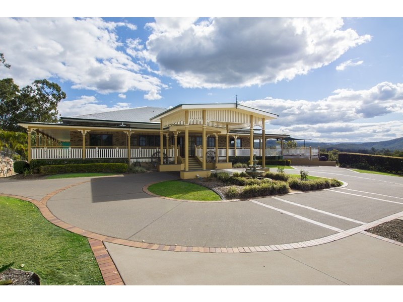 11 Cuthero Court, Highland Park QLD 4211