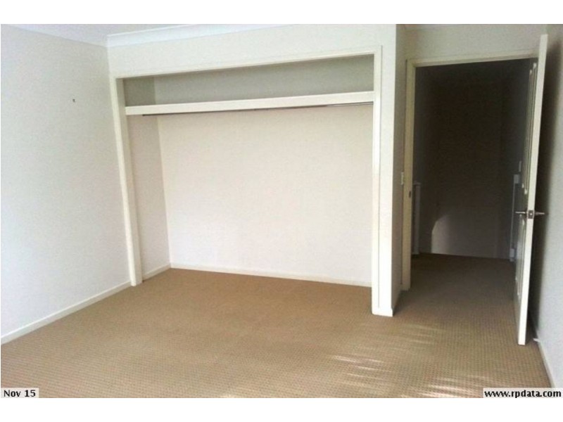2/4 Chantrill Avenue, Nerang QLD 4211