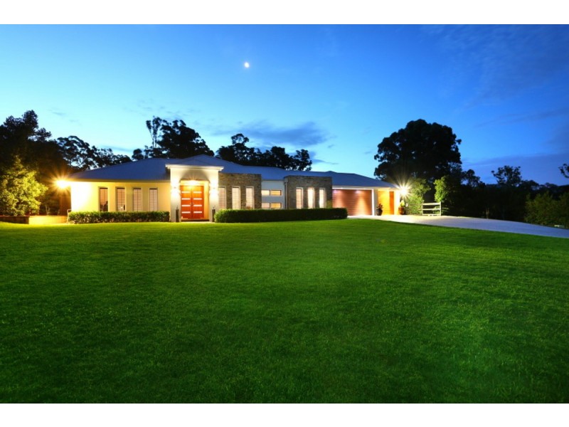 29 Lagoon Park Drive, Maudsland QLD 4210