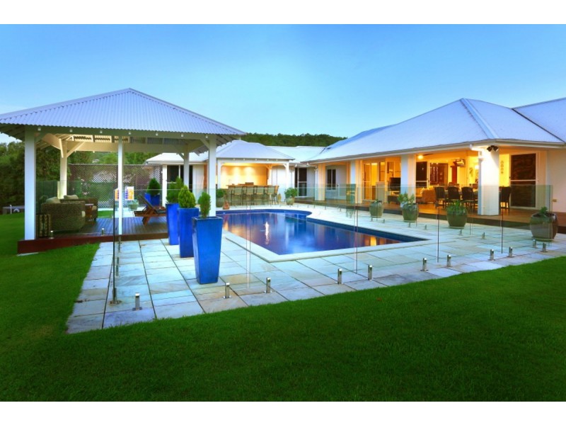 29 Lagoon Park Drive, Maudsland QLD 4210