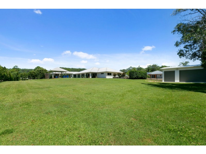 29 Lagoon Park Drive, Maudsland QLD 4210