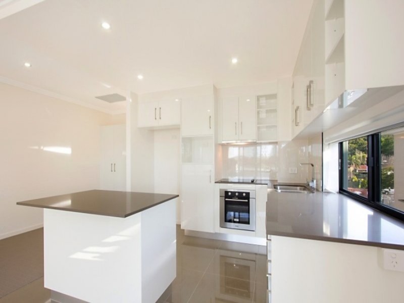 4/15-17 Bullimah Avenue, Burleigh Heads QLD 4220