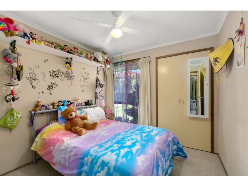 2/13 Gumbeel Court, Highland Park QLD 4211