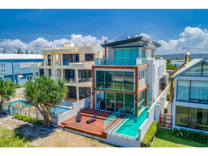 223 Hedges Avenue, Mermaid Beach QLD 4218