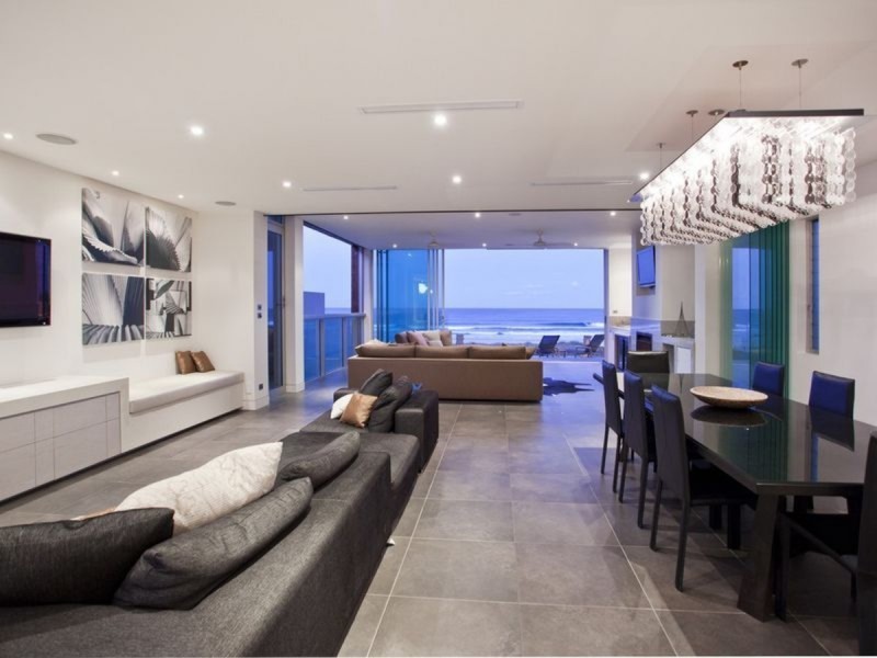 223 Hedges Avenue, Mermaid Beach QLD 4218