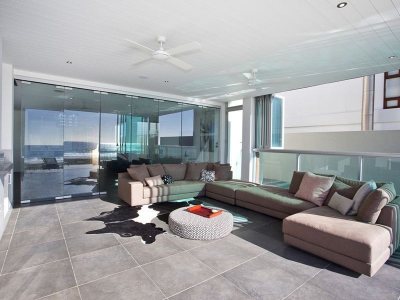 223 Hedges Avenue, Mermaid Beach QLD 4218