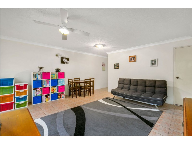 12/1a McLeod Street, Highland Park QLD 4211