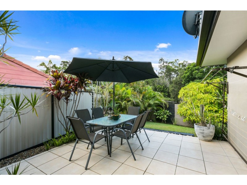 2 Richard Crescent, Highland Park QLD 4211