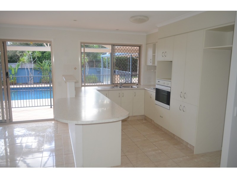 71 Chisholm Road, Carrara QLD 4211