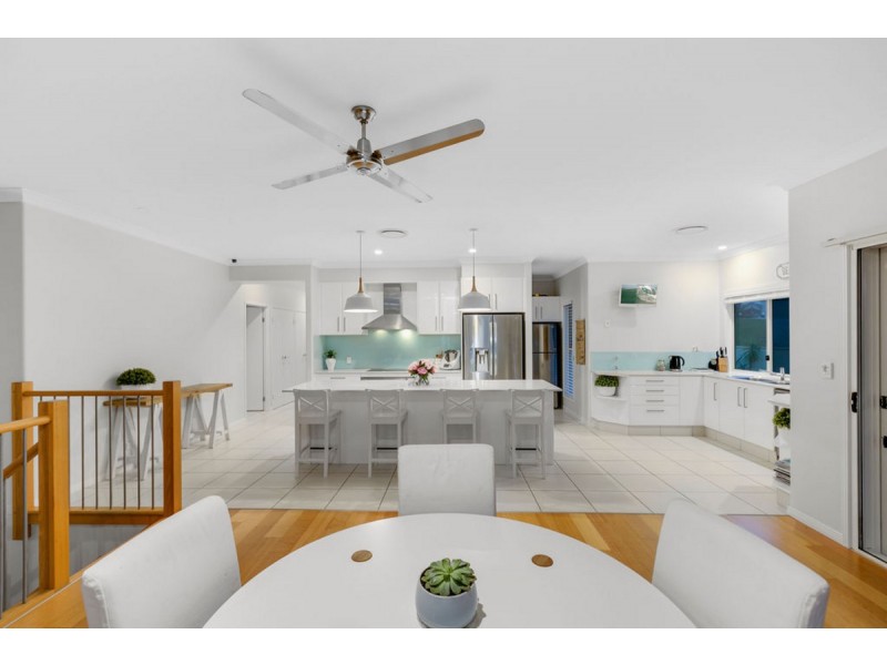 4 Honey Eater Court, Gilston QLD 4211