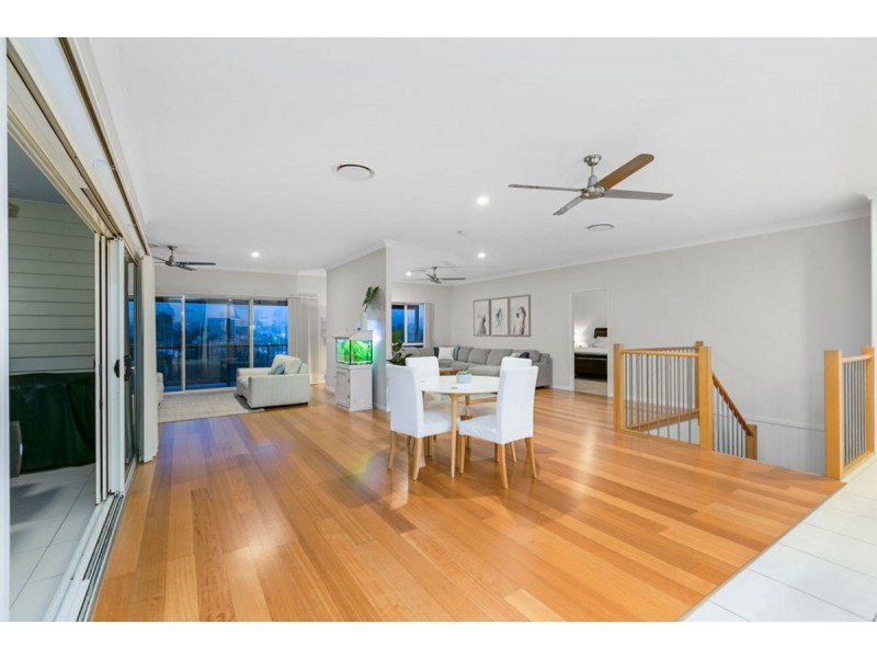 4 Honey Eater Court, Gilston QLD 4211