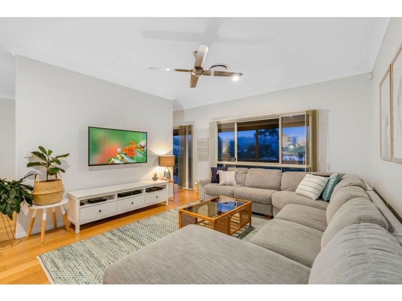 4 Honey Eater Court, Gilston QLD 4211