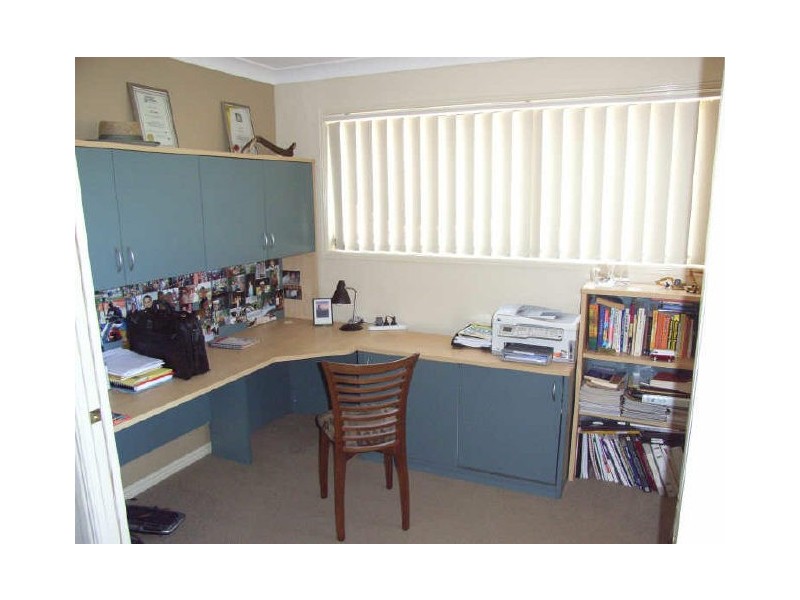 91 Armstrong Way, Highland Park QLD 4211