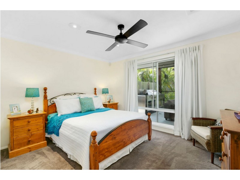 46 Hastings Crescent, Carrara QLD 4211