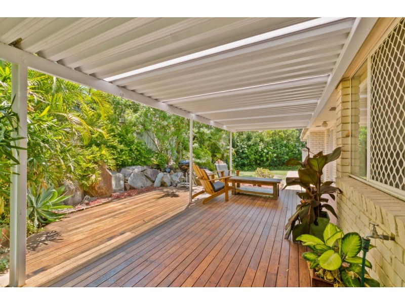 16 Sharne Court, Carrara QLD 4211