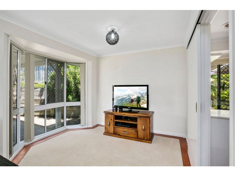 16 Sharne Court, Carrara QLD 4211