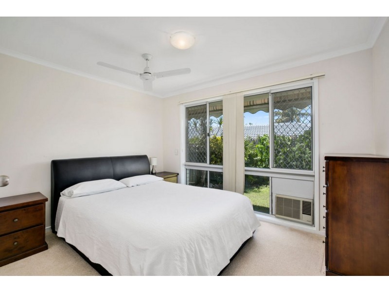 16 Sharne Court, Carrara QLD 4211