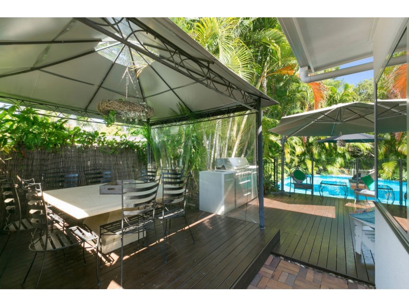 75 Nerang River Drive, Nerang QLD 4211