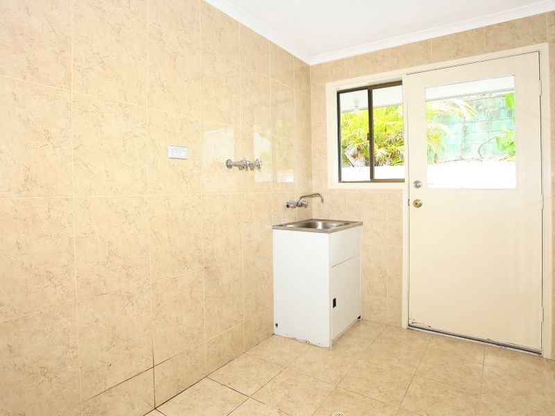 12 Kincaid Drive, Highland Park QLD 4211