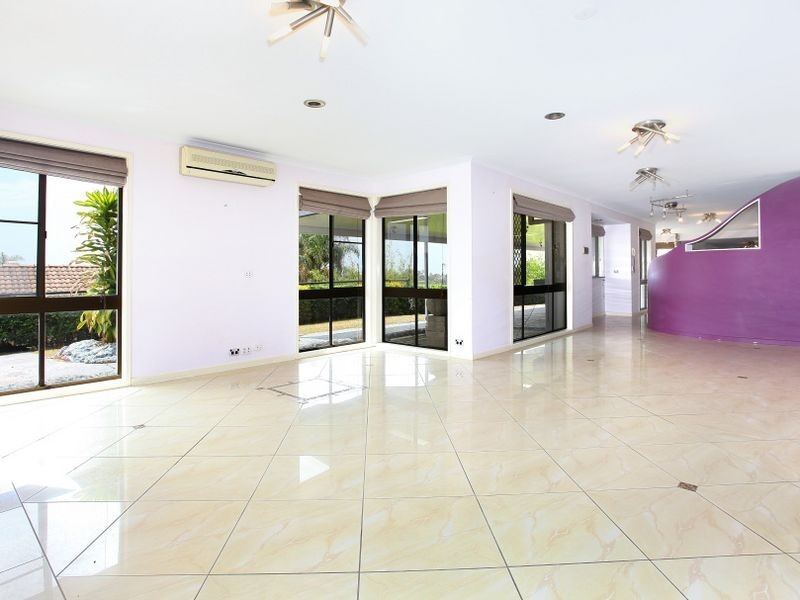 12 Kincaid Drive, Highland Park QLD 4211