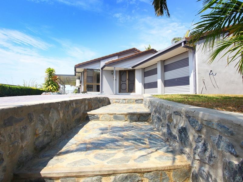 12 Kincaid Drive, Highland Park QLD 4211