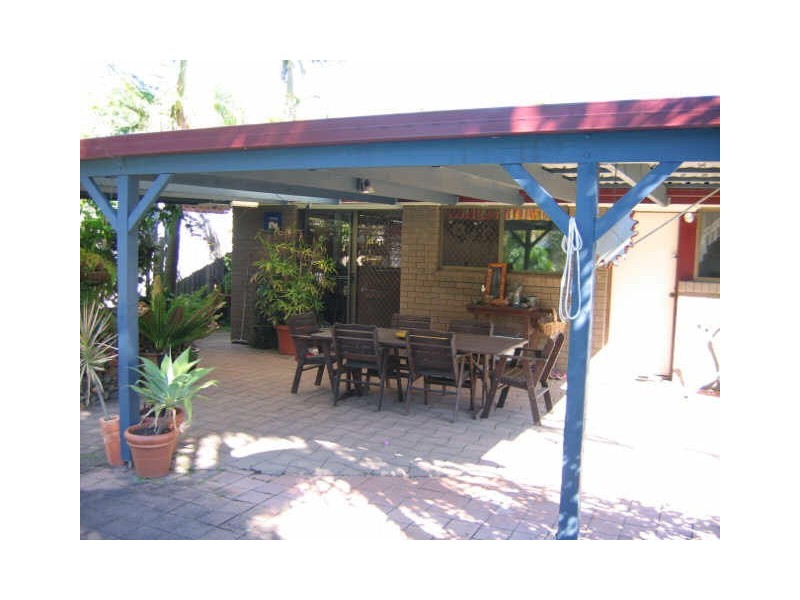 19 Balfour Crescent, Highland Park QLD 4211