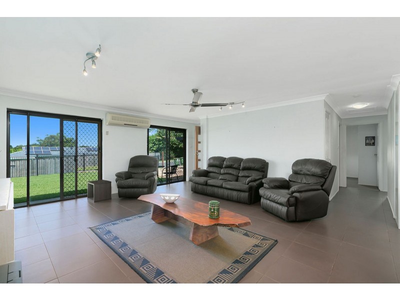 7 Baloo Crescent, Nerang QLD 4211