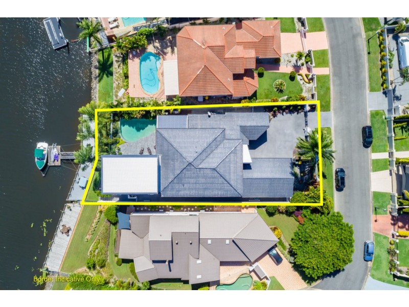 31 San Simeon Drive, Clear Island Waters QLD 4226