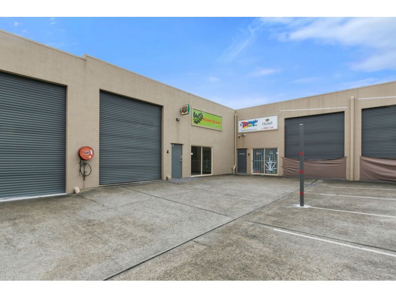 4/9 Barnett Place, Molendinar QLD 4214