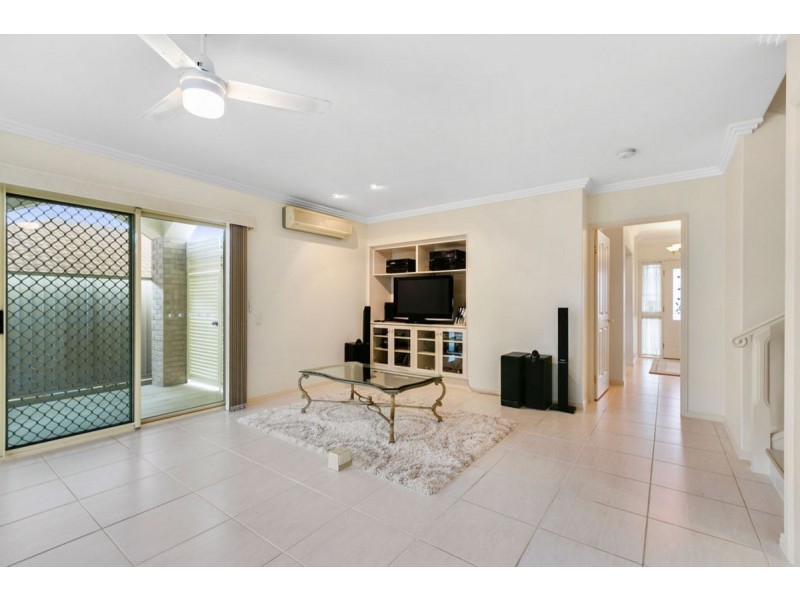 47 Armstrong Way, Highland Park QLD 4211