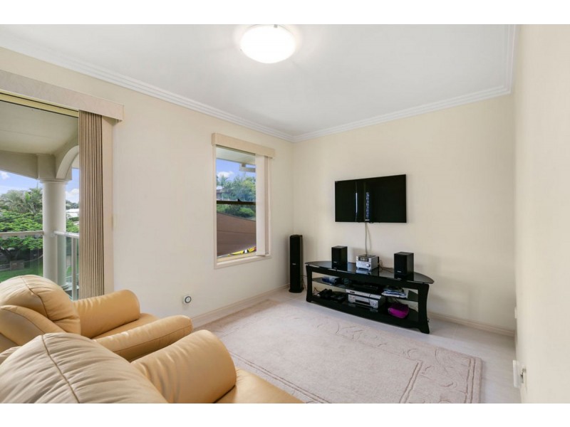 47 Armstrong Way, Highland Park QLD 4211