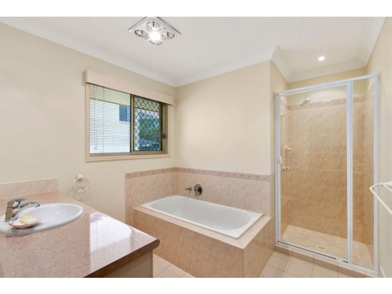 47 Armstrong Way, Highland Park QLD 4211