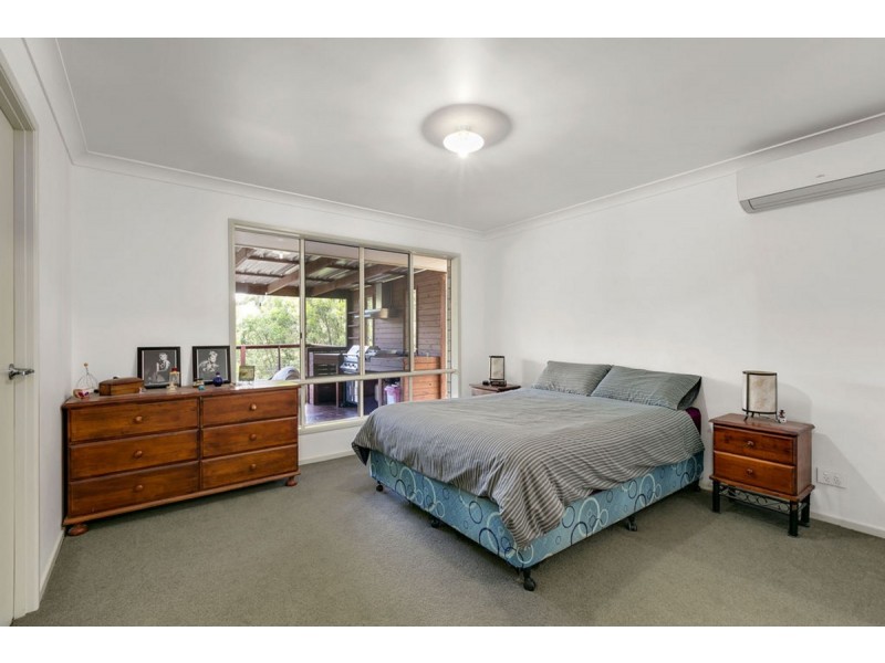 15 Mistletoe Court, Gilston QLD 4211