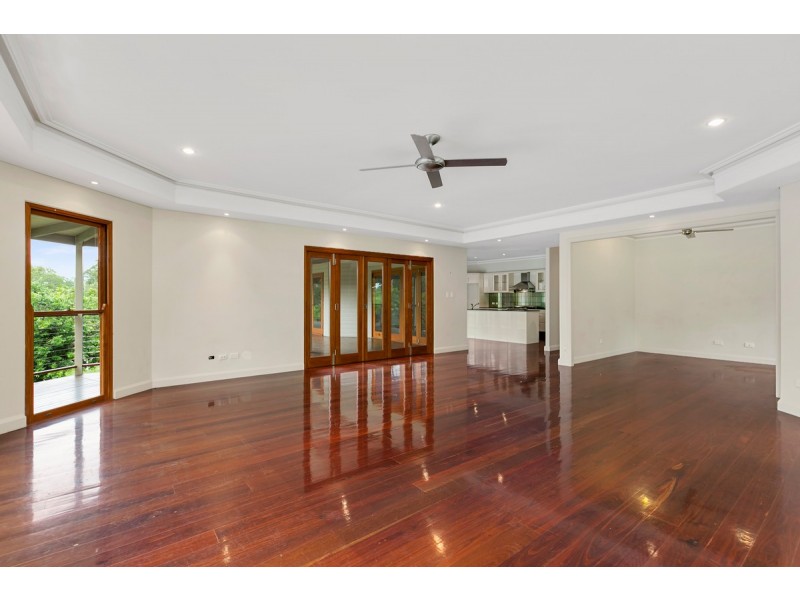 254 Crane Crescent, Nerang QLD 4211