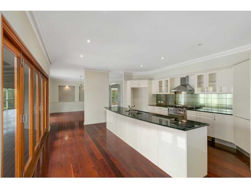 254 Crane Crescent, Nerang QLD 4211