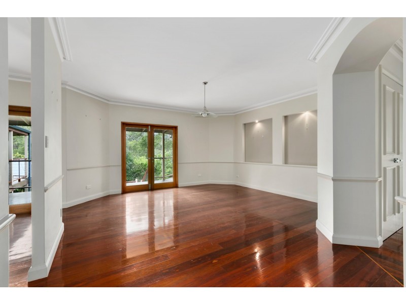 254 Crane Crescent, Nerang QLD 4211