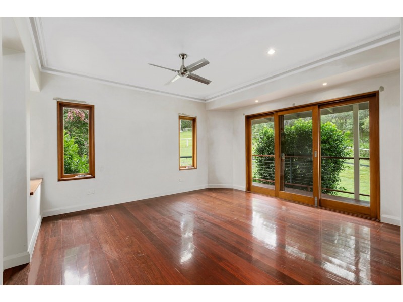 254 Crane Crescent, Nerang QLD 4211