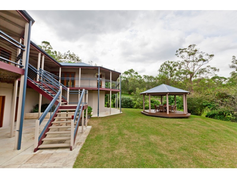 254 Crane Crescent, Nerang QLD 4211