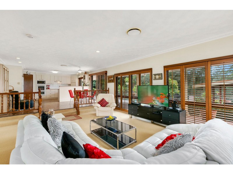 144 Alison Road, Carrara QLD 4211