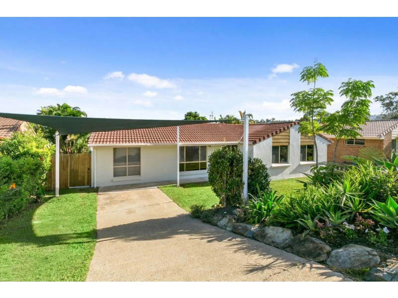 11 Issell Place, Highland Park QLD 4211