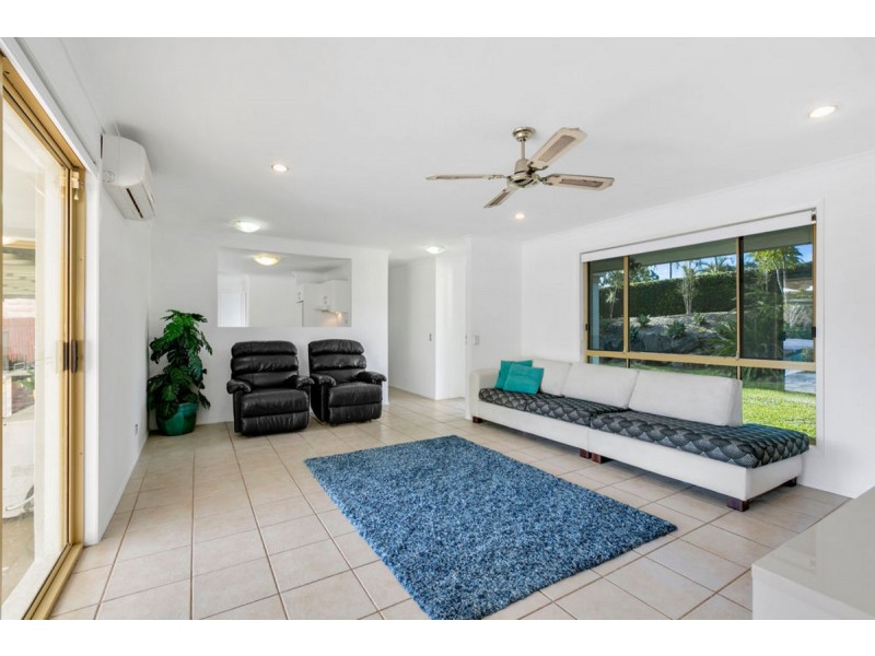 11 Issell Place, Highland Park QLD 4211
