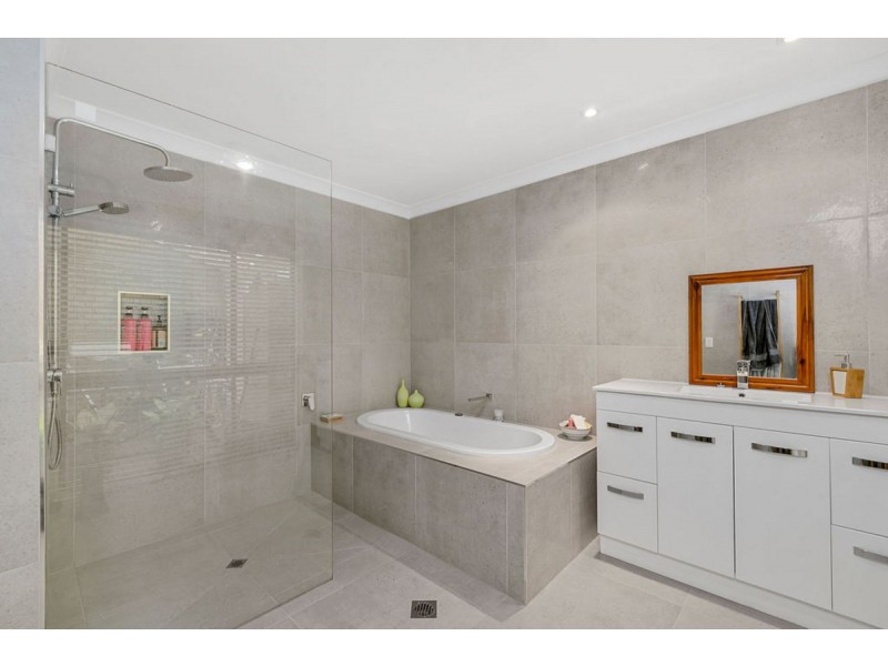 41-43 Teasdale Drive, Nerang QLD 4211