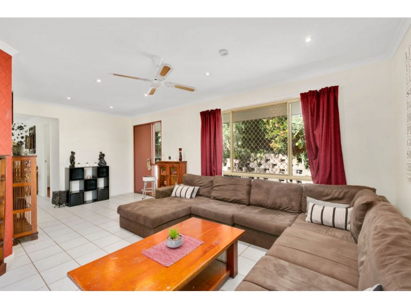 193 Alexander Drive, Highland Park QLD 4211