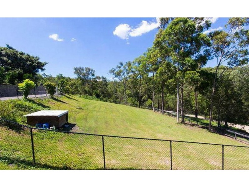 134 Crane Crescent, Nerang QLD 4211