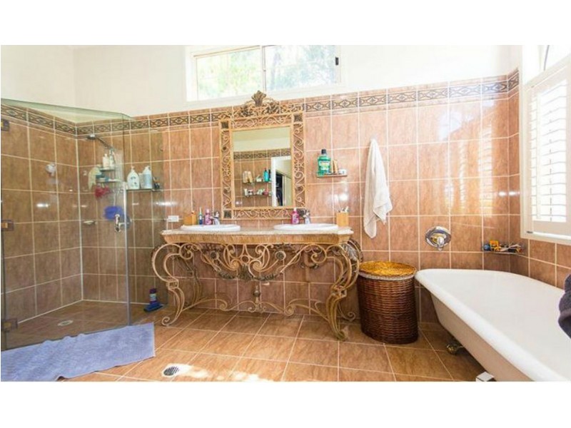 134 Crane Crescent, Nerang QLD 4211