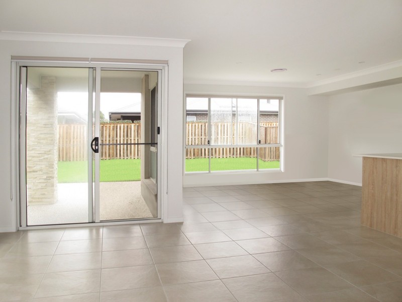 23 Belconnen Drive, Pimpama QLD 4209